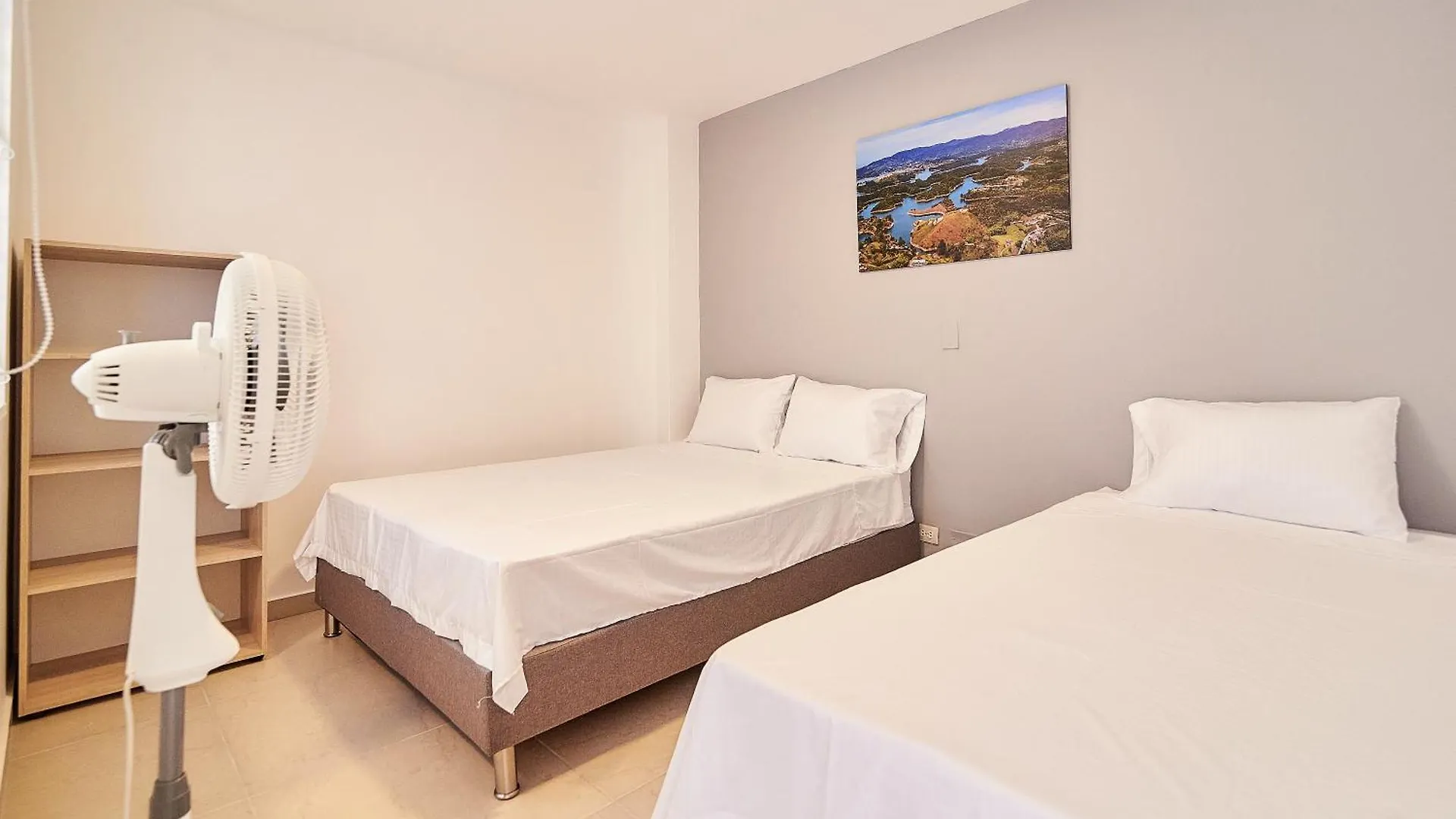 Apartamento 5Starhomes - Comodidad Y Encanto En Laureles Medellín Colombia